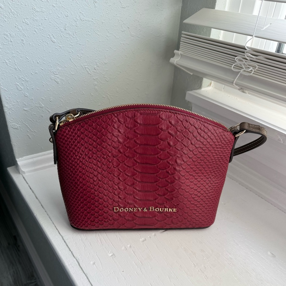 Dooney & Bourke Textured Red Crossbody Leather Purse